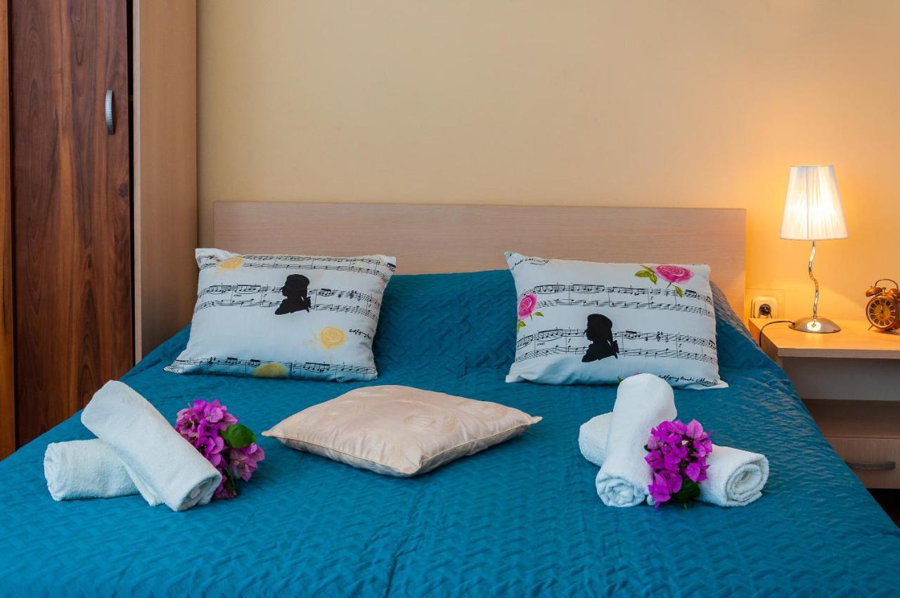 Guesthause Arbor Apartment สปลิท ภายนอก รูปภาพ