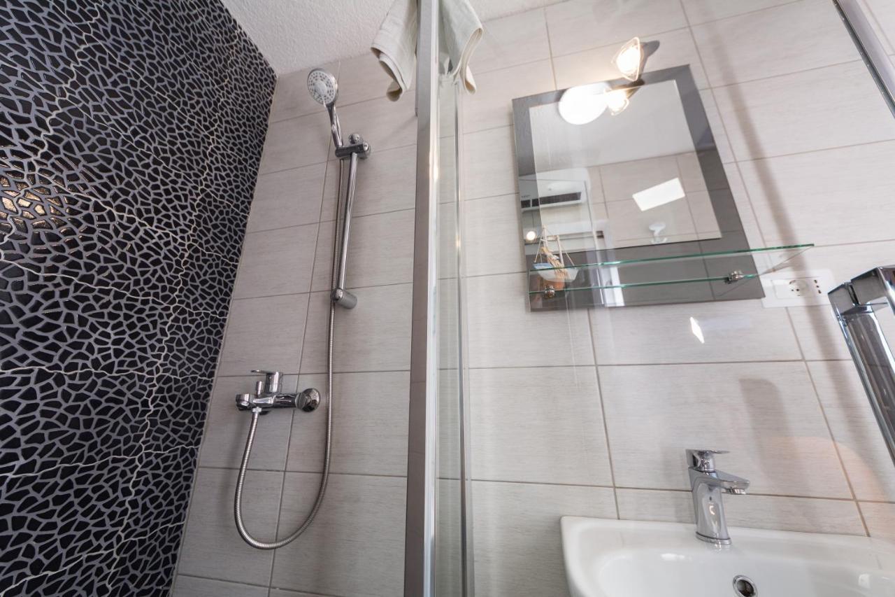 Guesthause Arbor Apartment สปลิท ภายนอก รูปภาพ